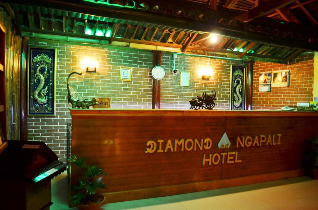 Diamond Hotel נגפאלי מראה חיצוני תמונה