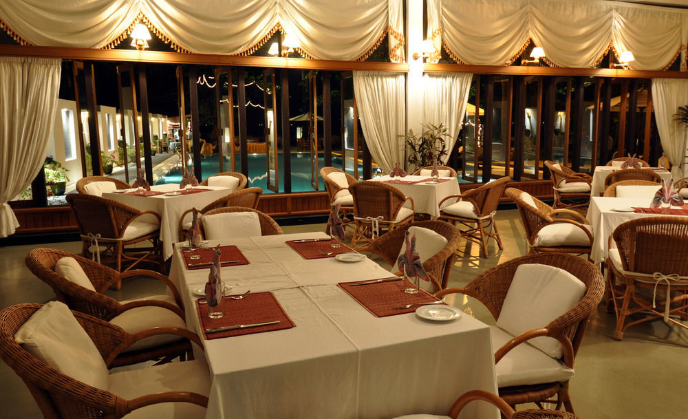 Diamond Hotel נגפאלי מראה חיצוני תמונה