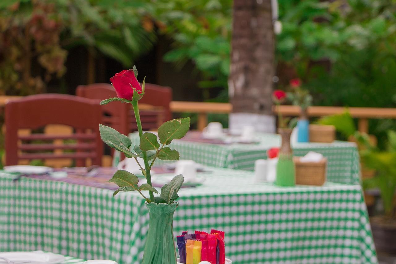 Diamond Hotel נגפאלי מראה חיצוני תמונה